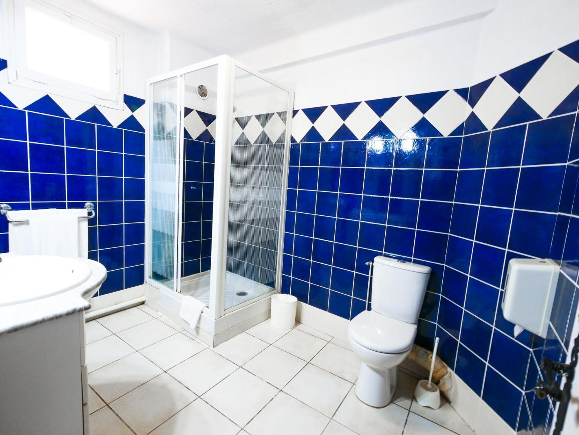 Auberge De La Tour Aups Ngoại thất bức ảnh