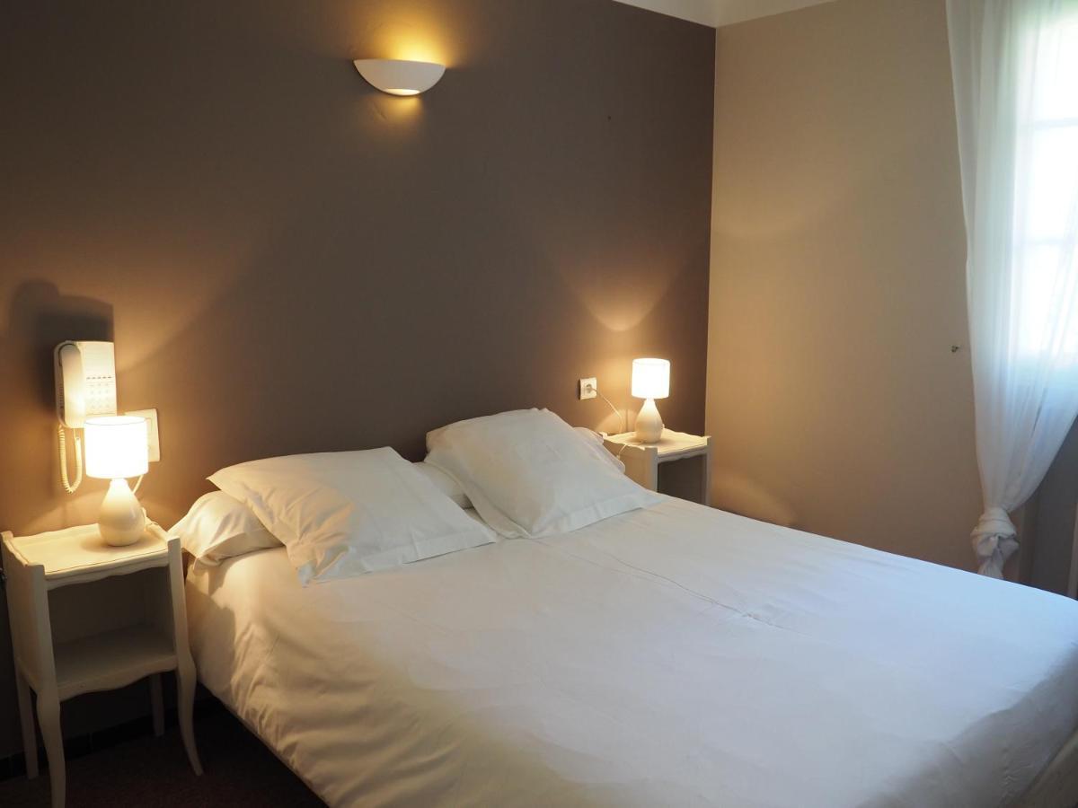 Auberge De La Tour Aups Ngoại thất bức ảnh